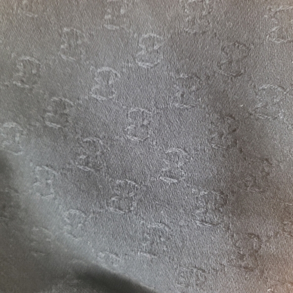 NWOT Gucci GG Print Logo Black 100% Wool Scarf - Picture 7 of 10